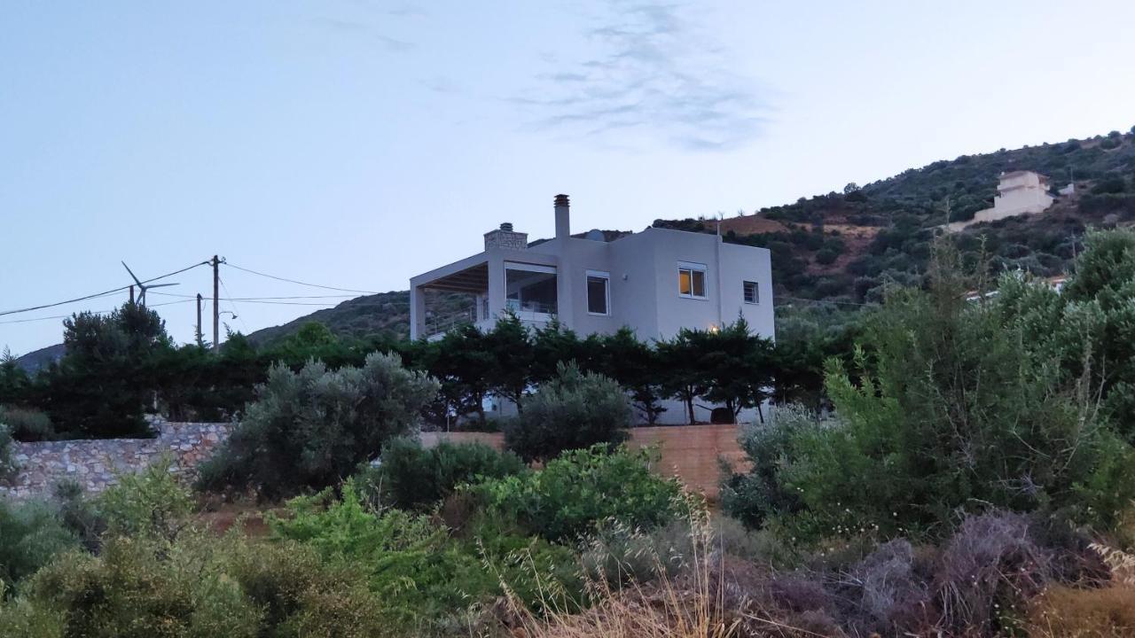 Appartement With Aegean Views Akhladherí
